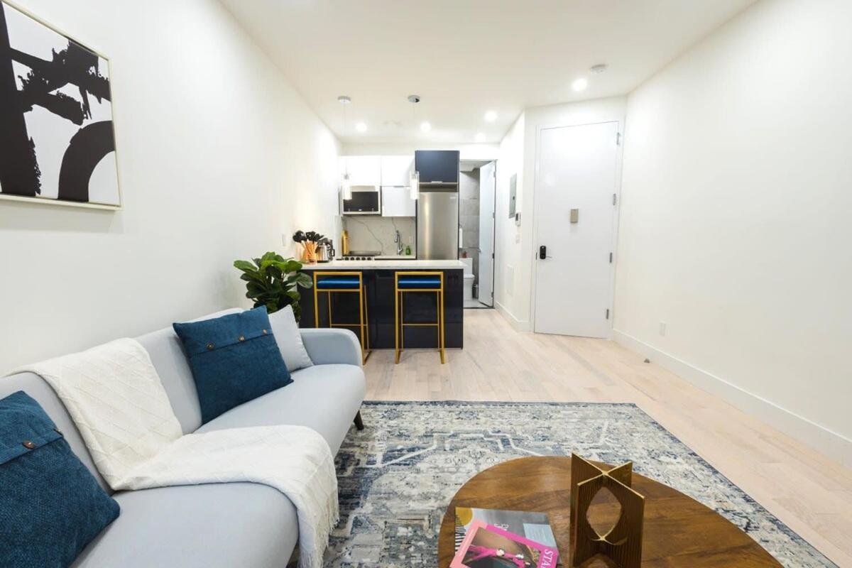 317-3d New Modern 1br W&d * Nova York