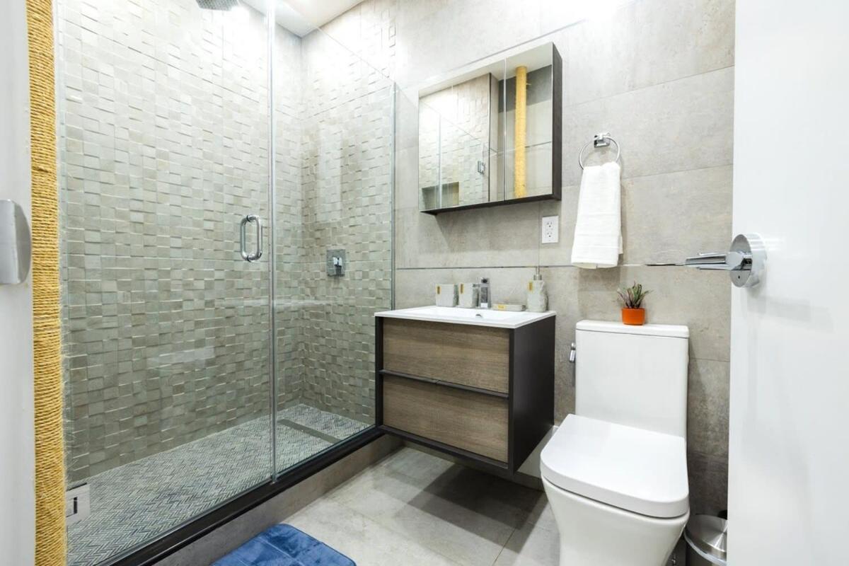 317-3d New Modern 1br W&d * Nova York